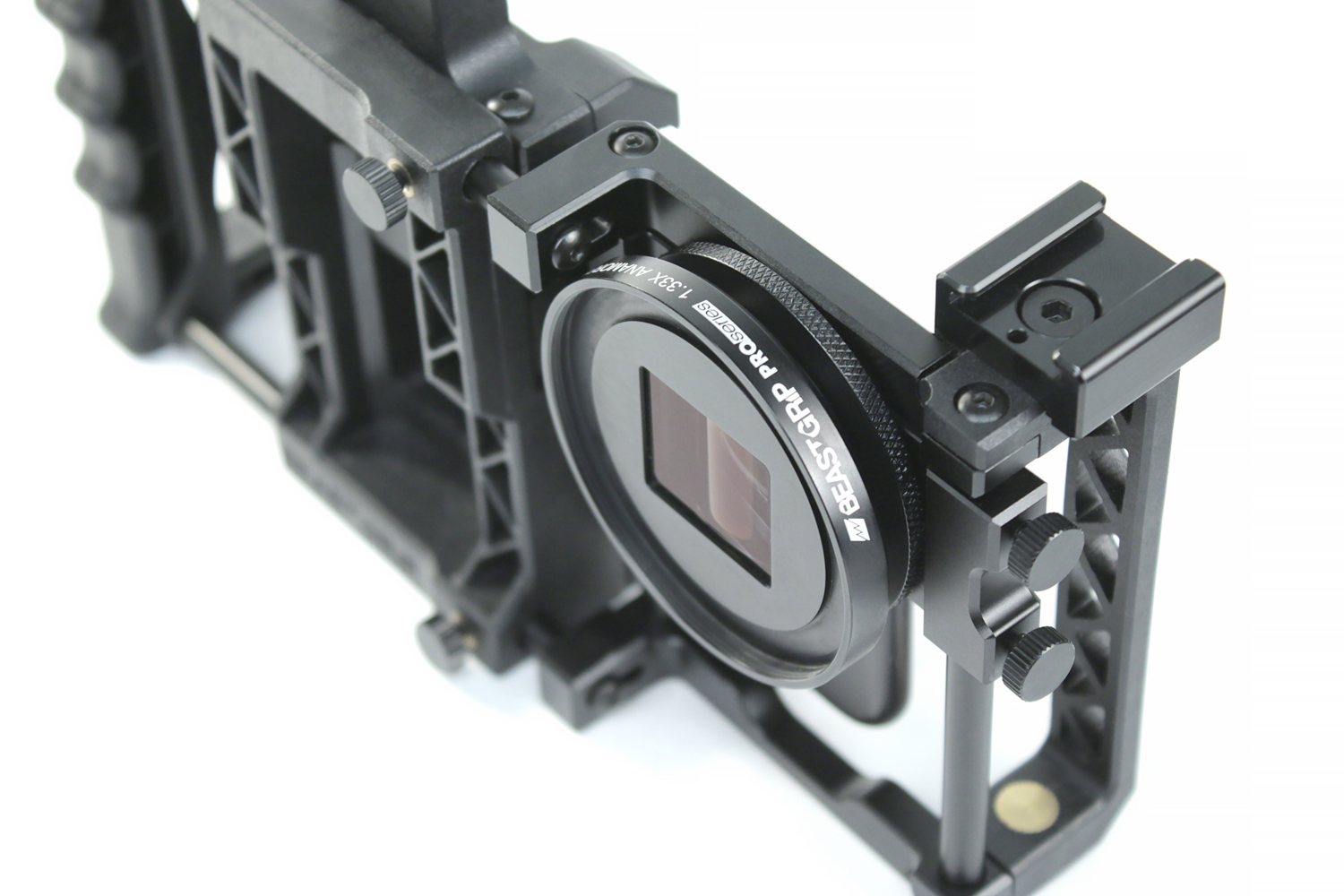 1.33× アナモルフィックレンズ - Beastgrip.jp