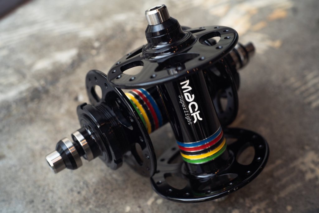 MACK HUBが気になるあなたへ | ブローチャーズ - BROTURES ONLINE