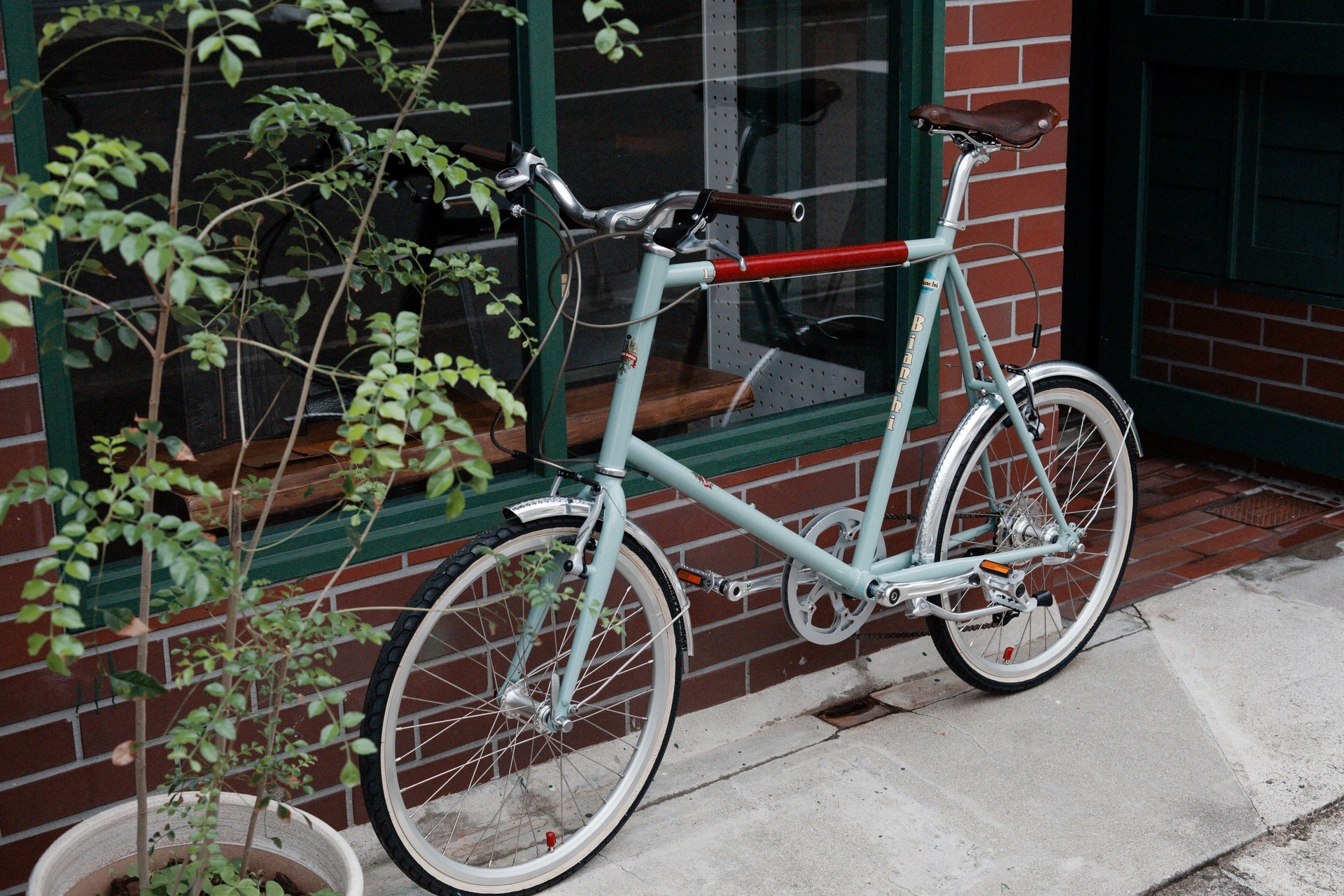 ビアンキミニベロのカスタム – ghoe｜ゴエ 徳島県の革工房