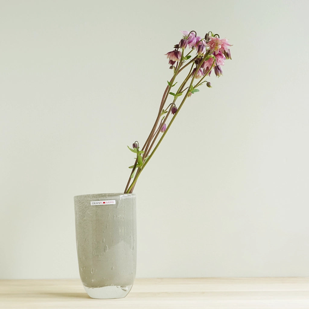 Joe W11×D6.5×H16 フラワーベース（グラヴィエ） ｜Henry Dean – PIANO