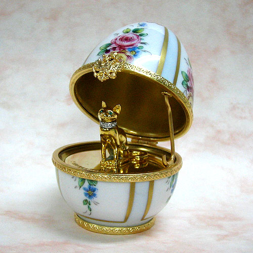 ファベルジェの猫