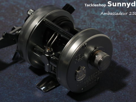 2500C – Tackle Shop Sunnyday