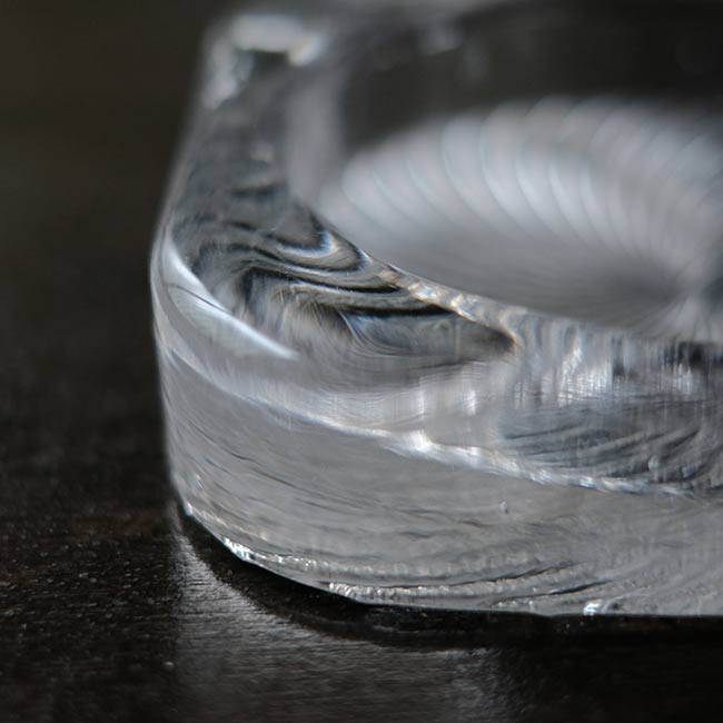 ガラスの灰皿 – zakka store towi