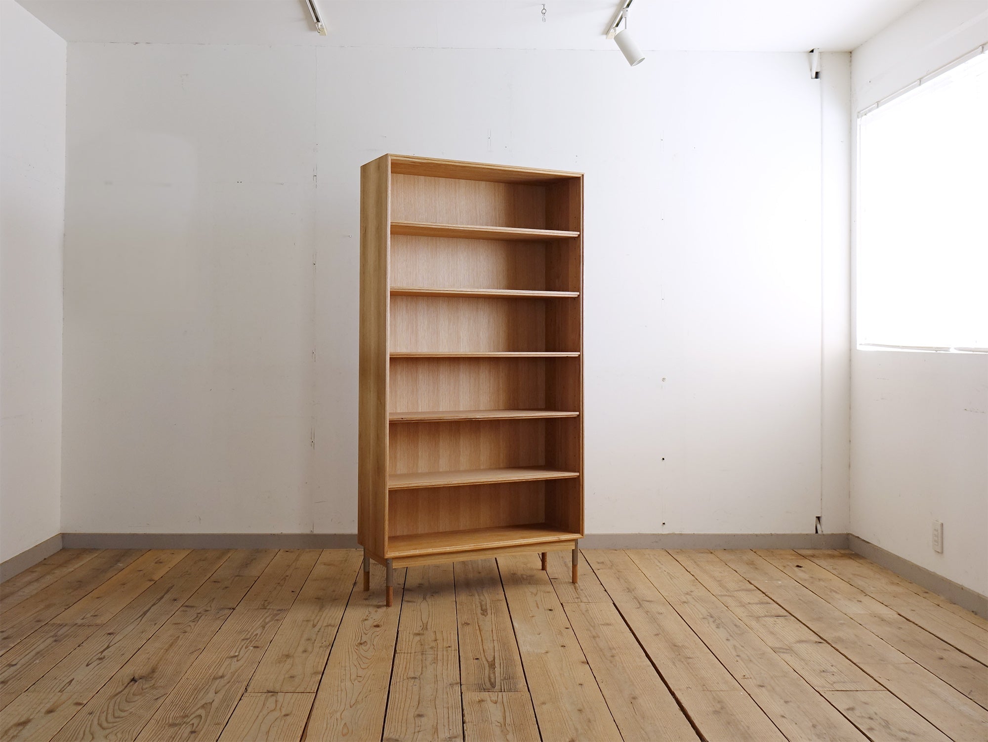 Model.35 Book Shelf – Veronica Furniture