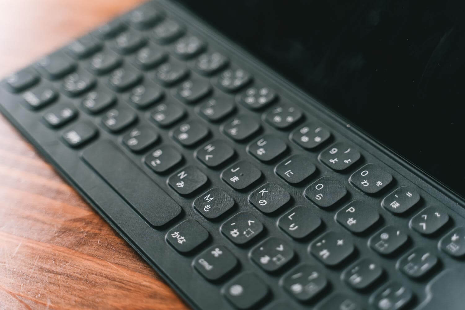 11インチiPad Pro用Smart Keyboard Folioを使って感じた良いところ悪い