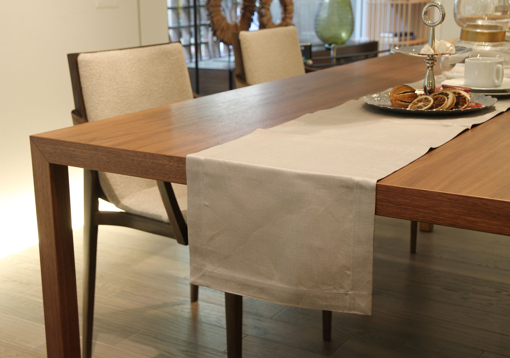 IXCオリジナルテーブルリネン - テーブルランナー| カッシーナ