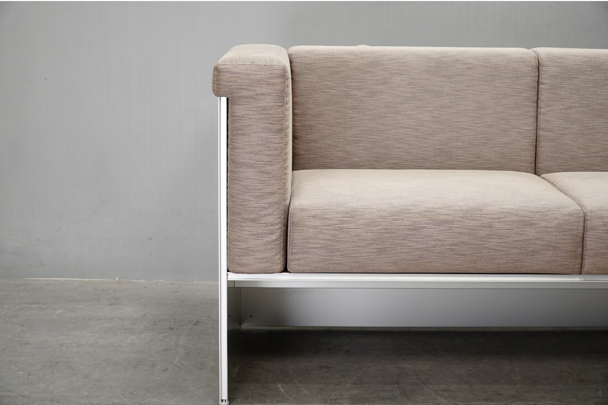 Cassina ixc. AIR FRAME 3001（エアーフレーム）3シーターソファ