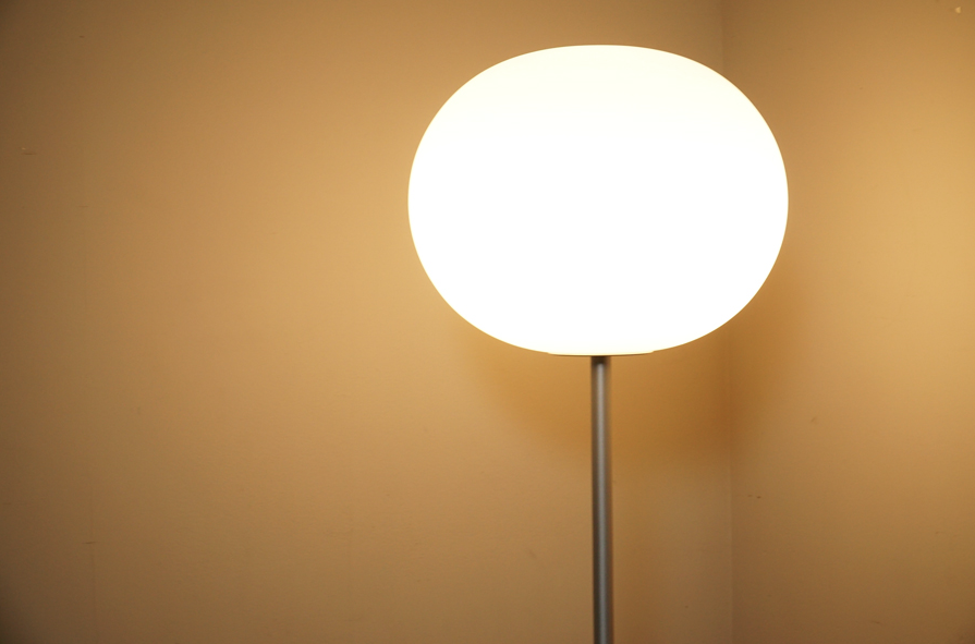 FLOS(フロス)出張買取-アドア東京-GLO-BALL F2(グローボールF2) フロア