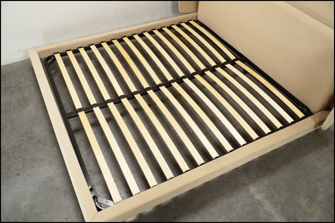 Boconcept (ボーコンセプト) Austin(オースチン) キングサイズベッド