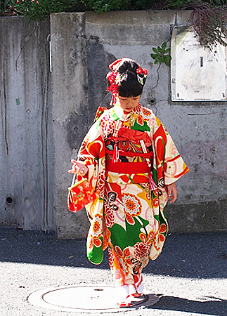 レトロな着物で七五三♪ | 着物レンタルの灯屋2 ブログ