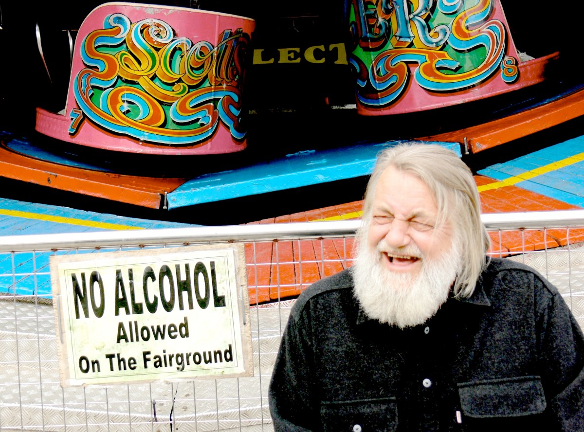 Robert Wyatt | Artists | Domino - Domino