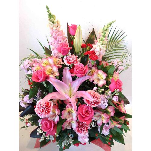 ユリとバラのゴージャスアレンジ～」| 花屋「フィオリスタ ぴあに」の