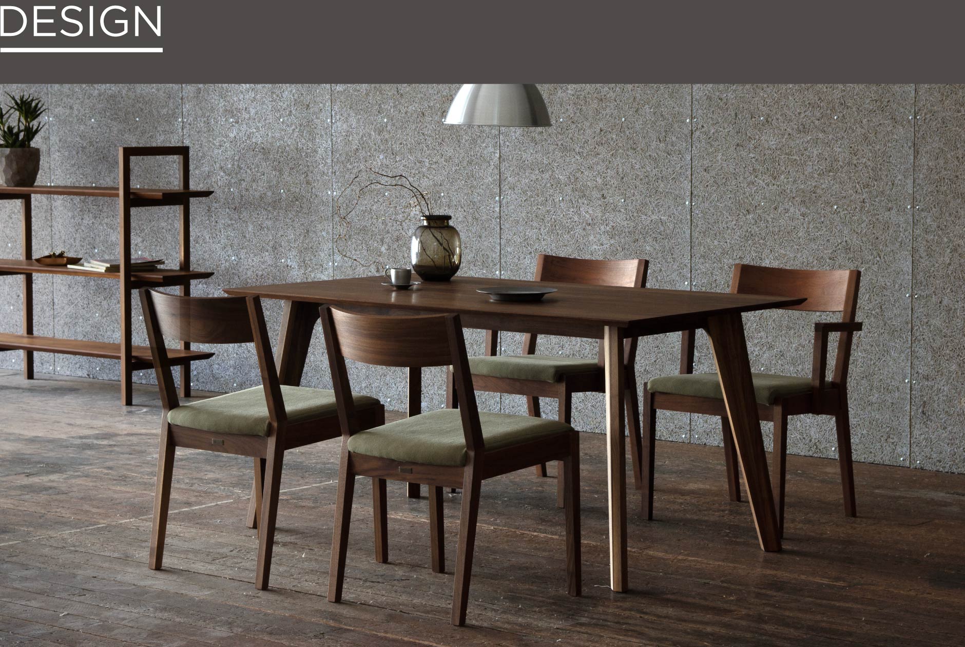 シャープなハの字脚が綺麗な天然木のテーブル｜SOLID福岡