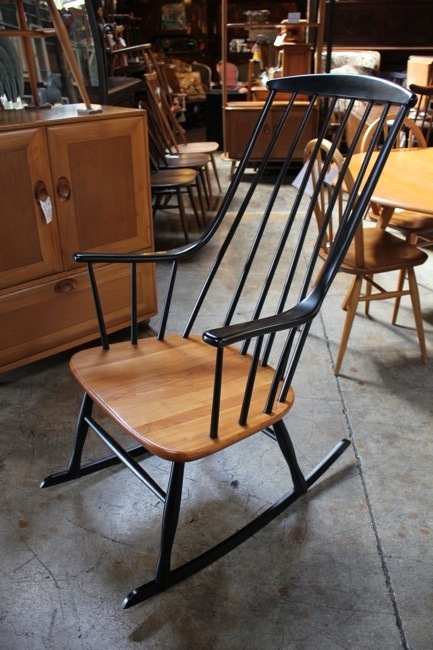 イルマリ・タピオヴァーラ マドモアゼル ロッキングチェア | キヤ