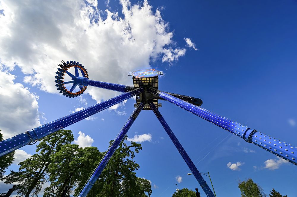 Oaks Amusement Park - Where the Fun Never Ends!