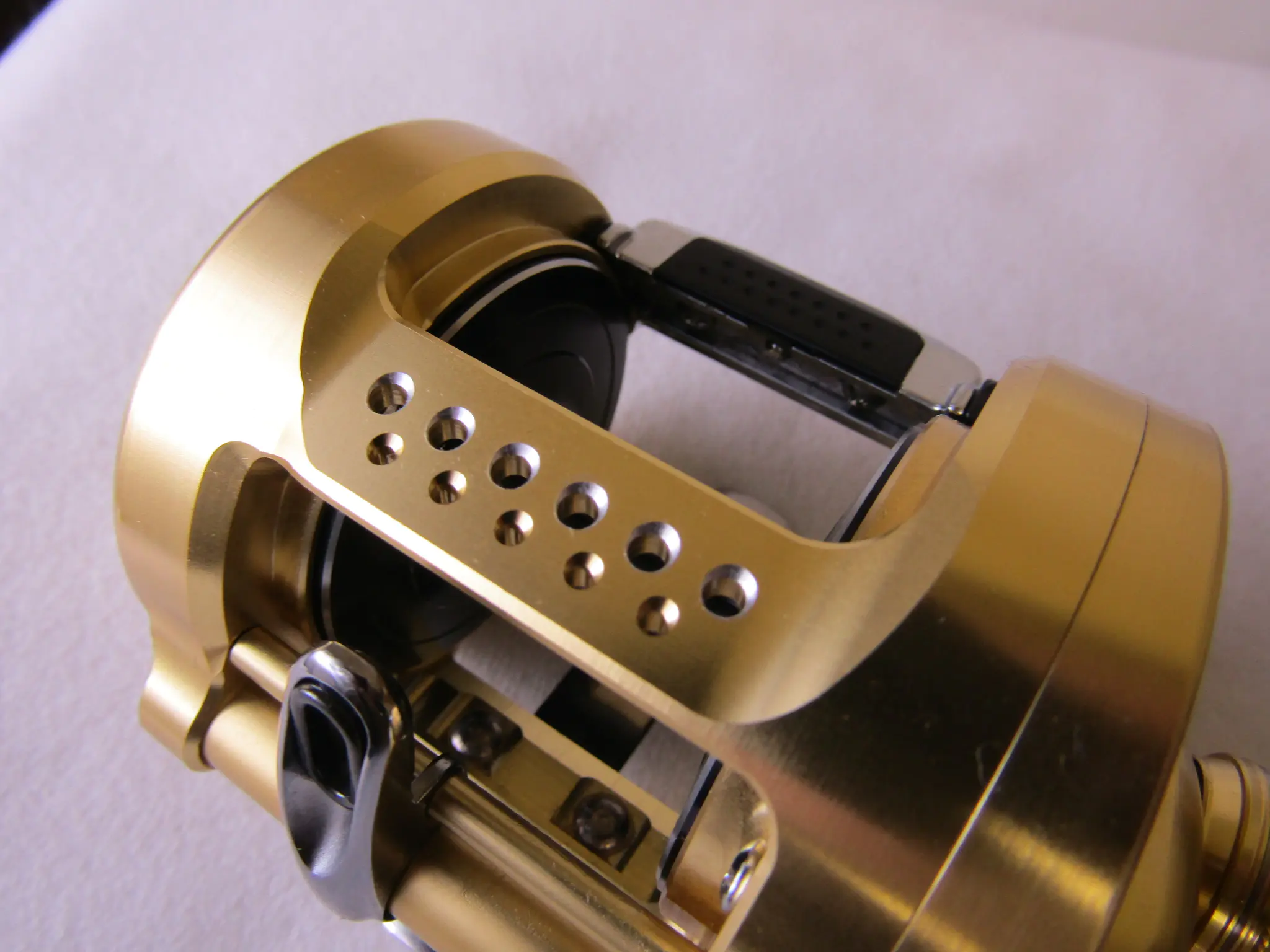 カルカッタコンクエスト401 - 36,200円 : 海釣り、船釣り専門店の沖