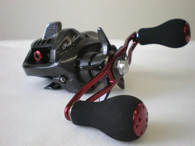 スマック レッドチューン 100SHL左 - 29,100円 : 海釣り、船釣り専門店