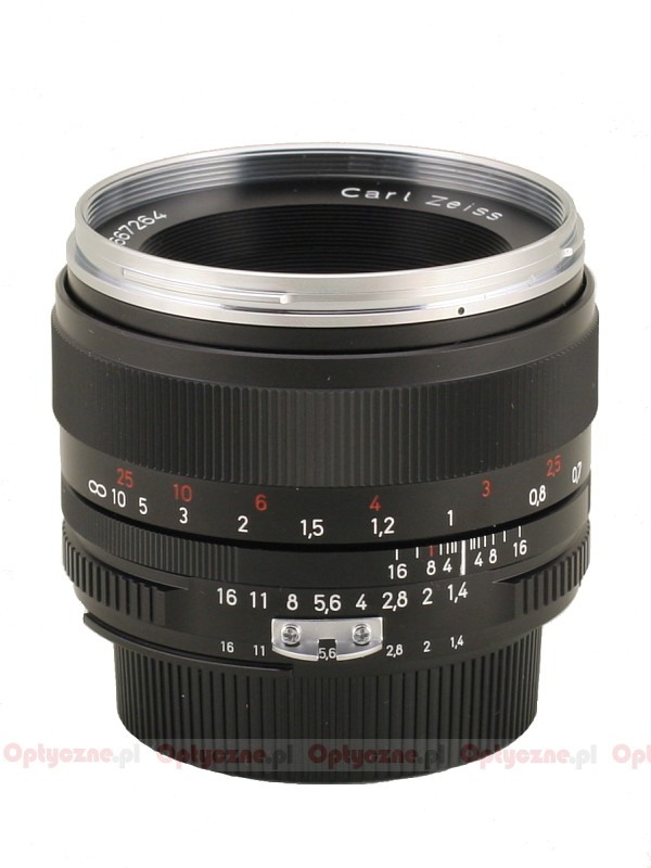 Carl Zeiss Planar T* 50 mm f/1.4 ZF/ZK/ZE - LensTip.com