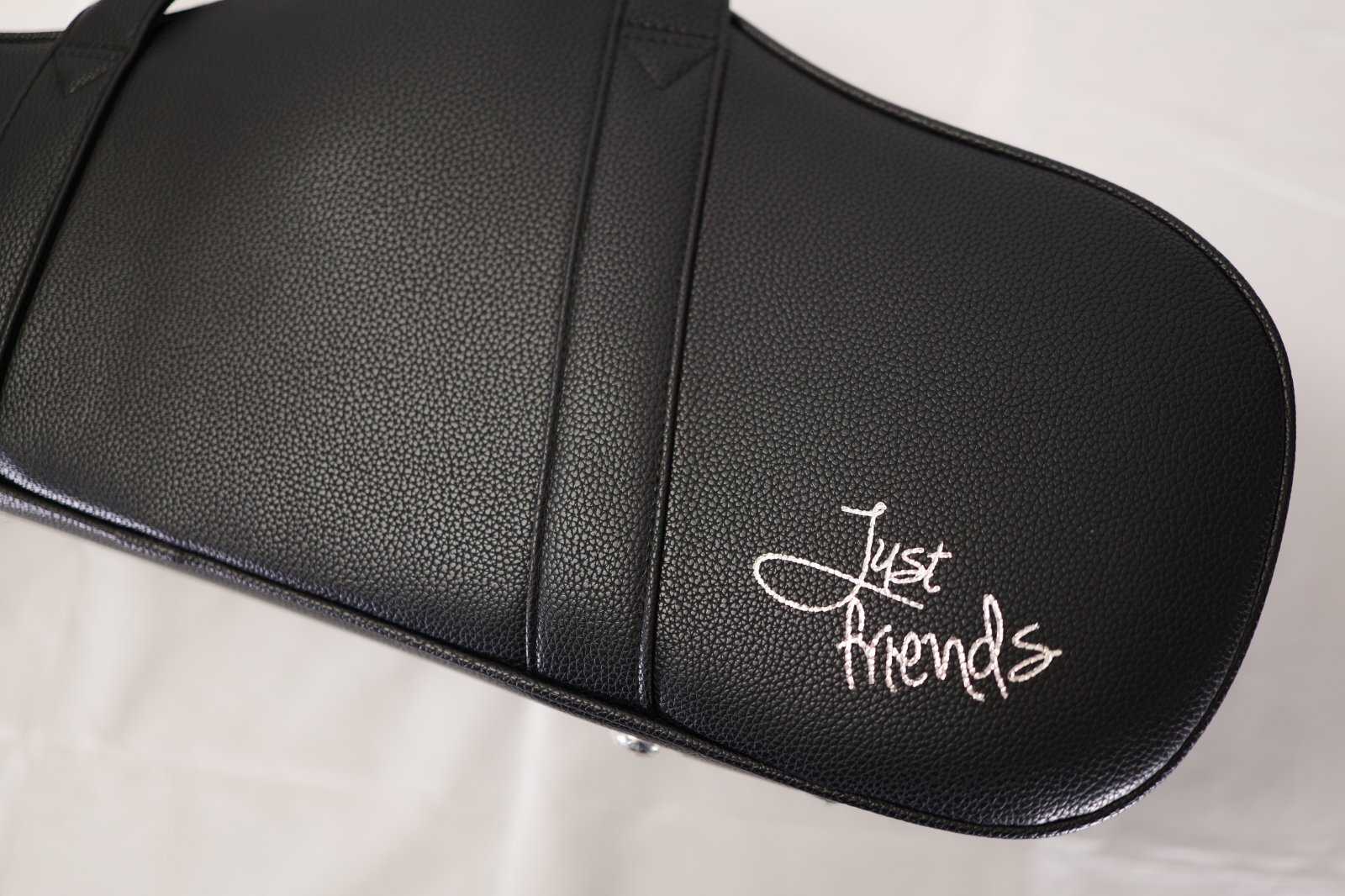 Sax Case】Just Friends [Black]【A.sax用】 - 管楽器を深く楽しむ人へ