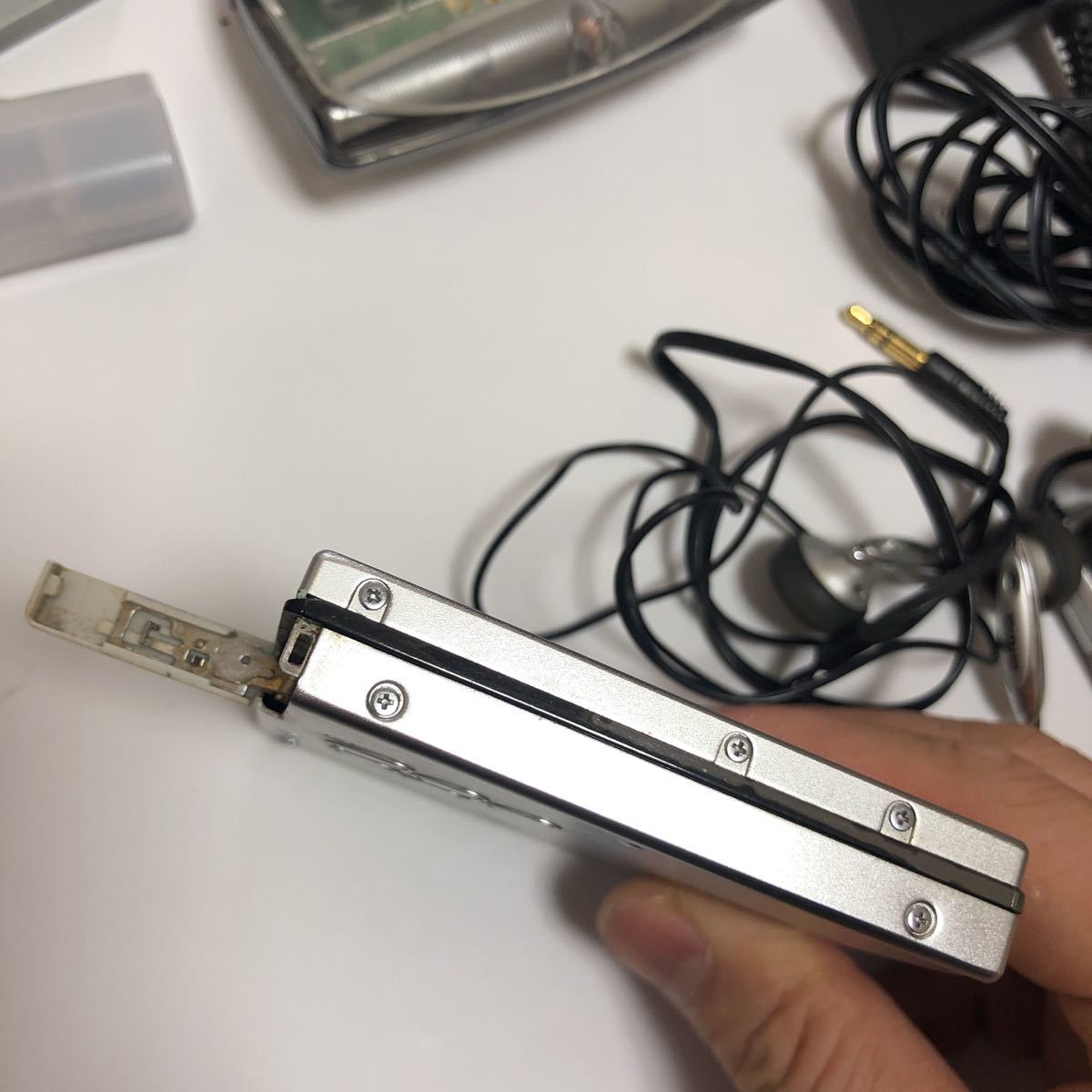 Aiwa AM-HX100 [MiniDisc Wiki]