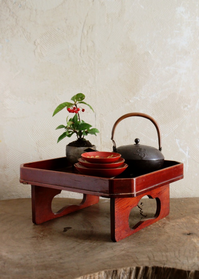 春慶塗り 足付き膳 大小 松透かし お盆 お膳 Antique Sam's Collection