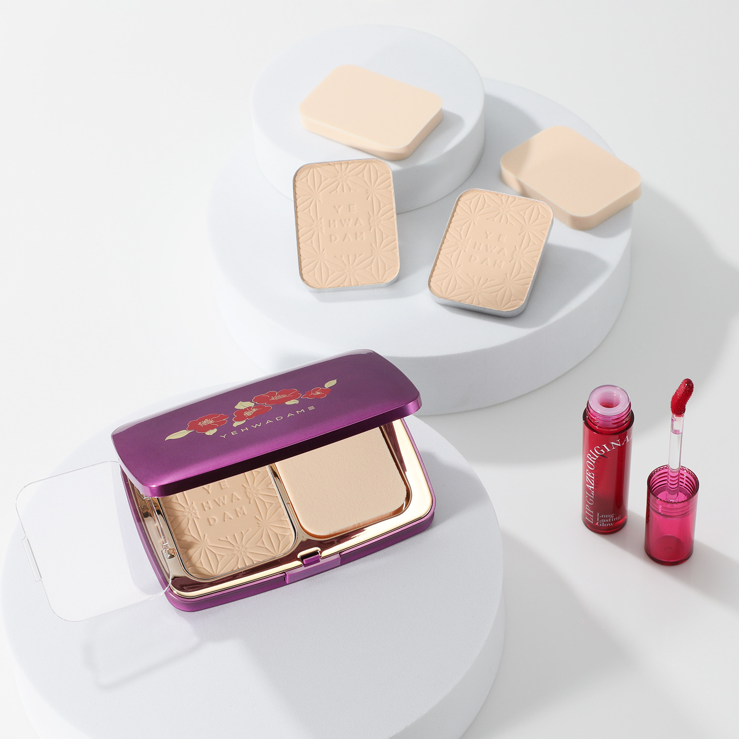 ザ フェイスショップ とろけるような質感で 透け感美肌を演出