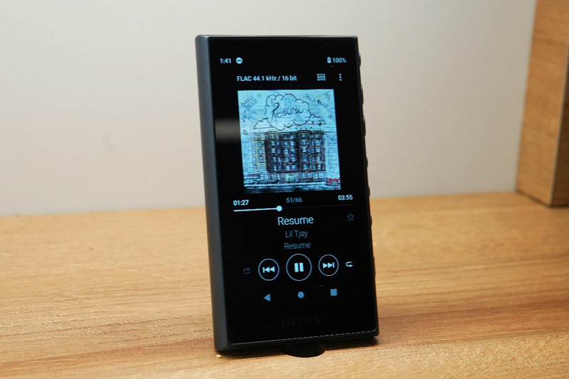 IFA＞Android搭載でどう変わった？ ソニー新ウォークマン「NW-ZX507