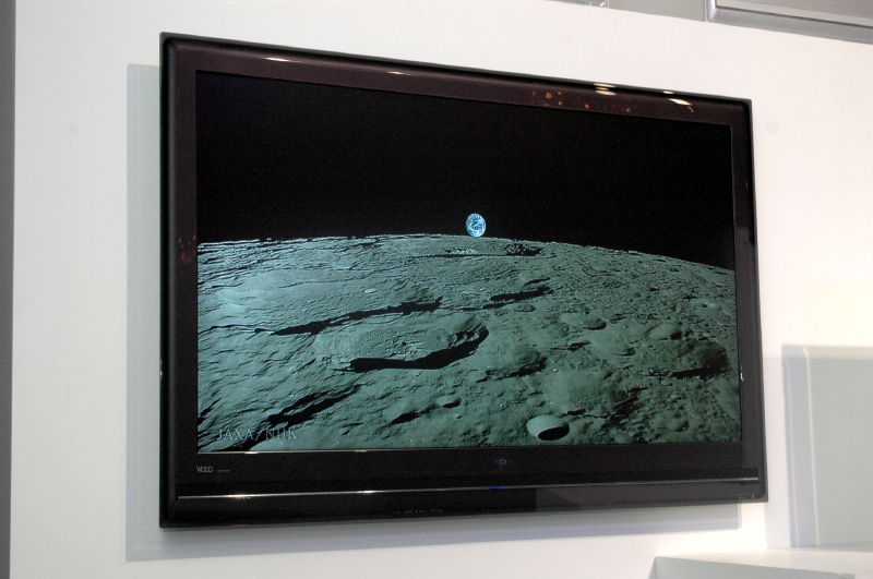 画像2 - 日立、ネットTV対応/HDD搭載の超薄型液晶テレビ「UT770