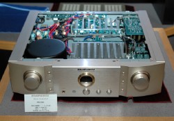 マランツ、プリメインアンプ「PM-15S2」を発売 － 4年ぶりのモデル