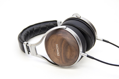 デノンの旗艦ヘッドホン「AH-D7200」の設計思想を、開発キーマンが語り