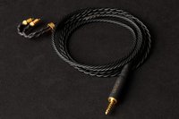 Brise Audio、ブランド10周年記念イヤホンケーブル「NISHIKI／NISHIKI