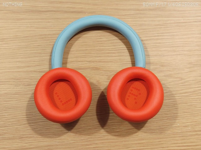Nothingから交換可能なイヤークッションと100時間駆動のCMF Headphone