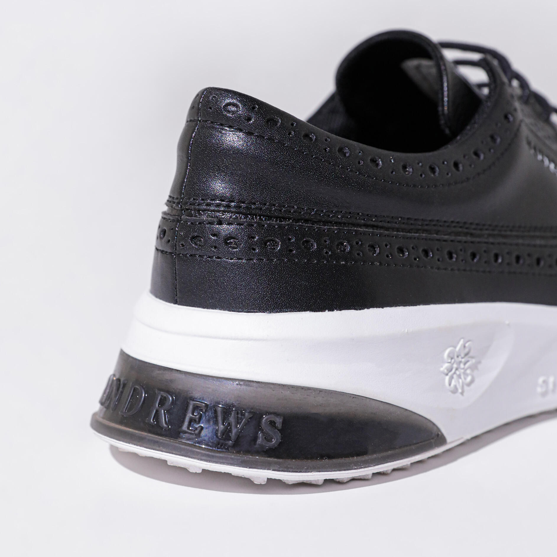 セント・アンドリュース】エアソールを採用した優れたクッション性と