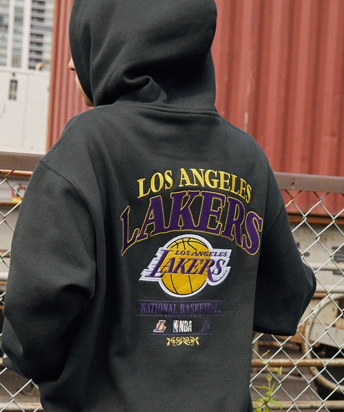 MONO-MART（モノマート） パーカー NBA/エヌビーエー 別注 ロゴ刺繍