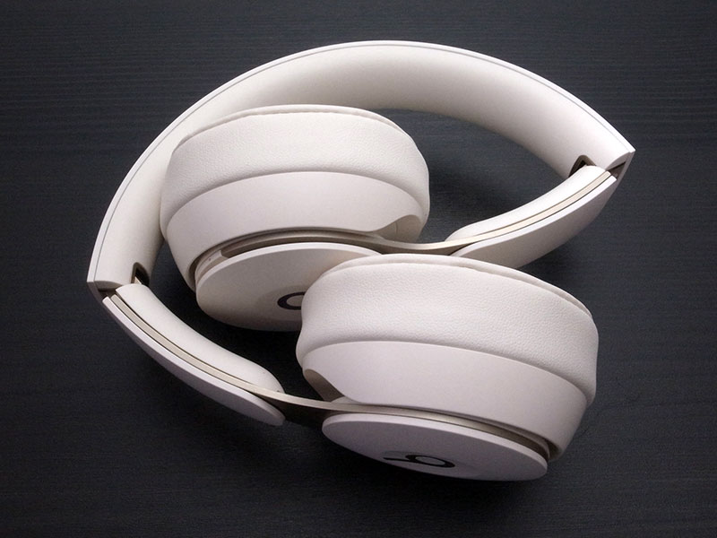 レビュー】Beats Solo Pro Wirelessノイズキャンセリングヘッドフォン