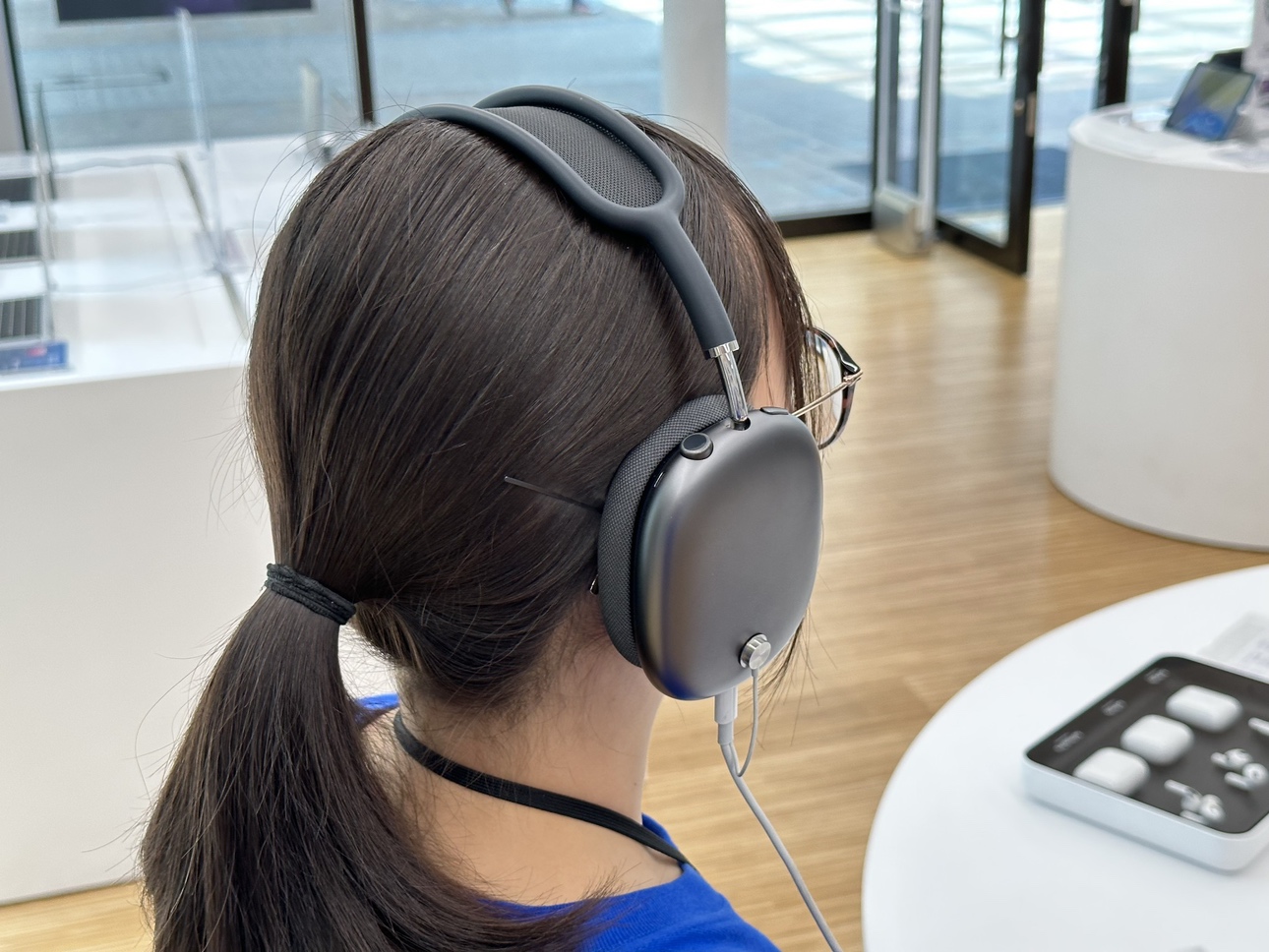 AirPods Maxの知られざる魅力をご紹介します！｜C smart公式オンライン