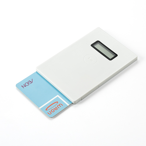 電子マネー残高表示機能付パスケースnocoly（ノコリー・WAON・Edy