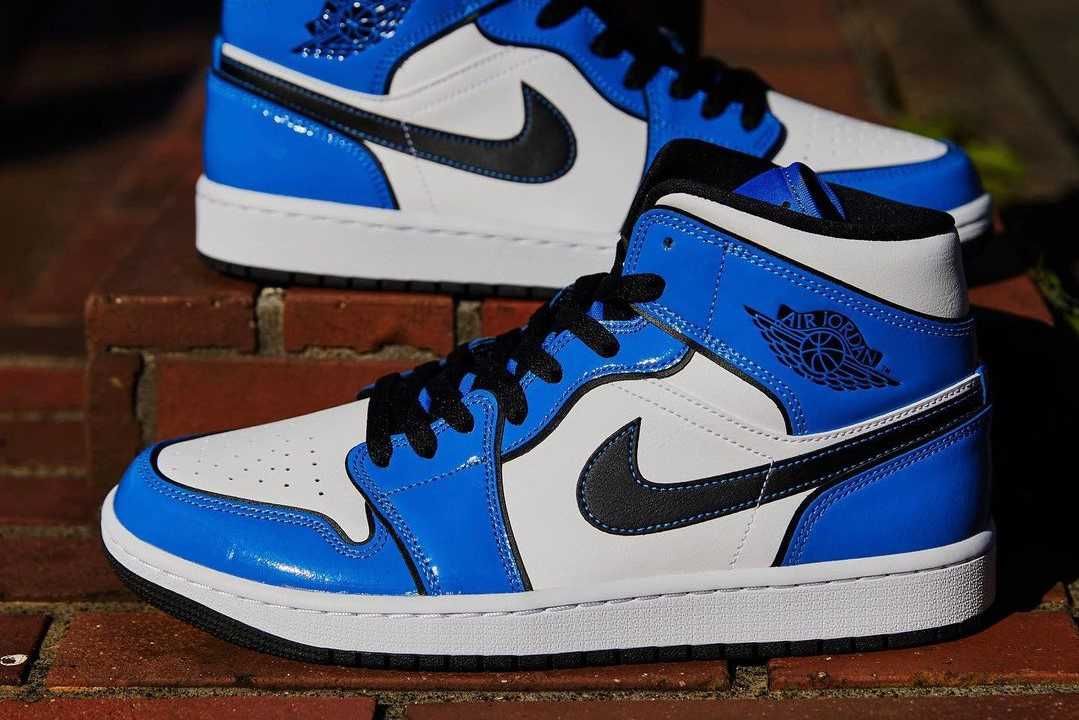 スニダンで購入可】NIKE AIR JORDAN 1 MID 