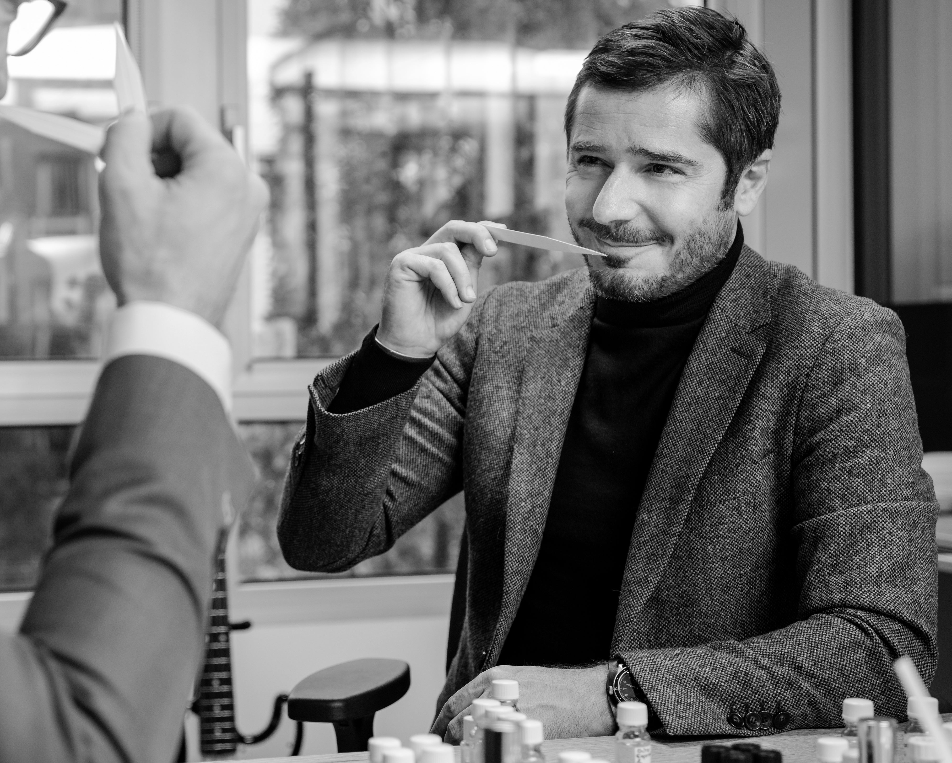 00:30 ルームスプレー - ドルセー ジャパン (d'Orsay Japan