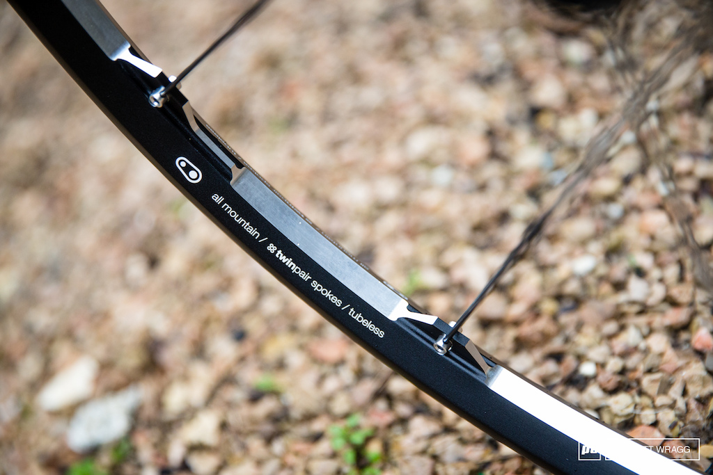 Review: Crankbrothers Iodine 3 Wheelset - Pinkbike