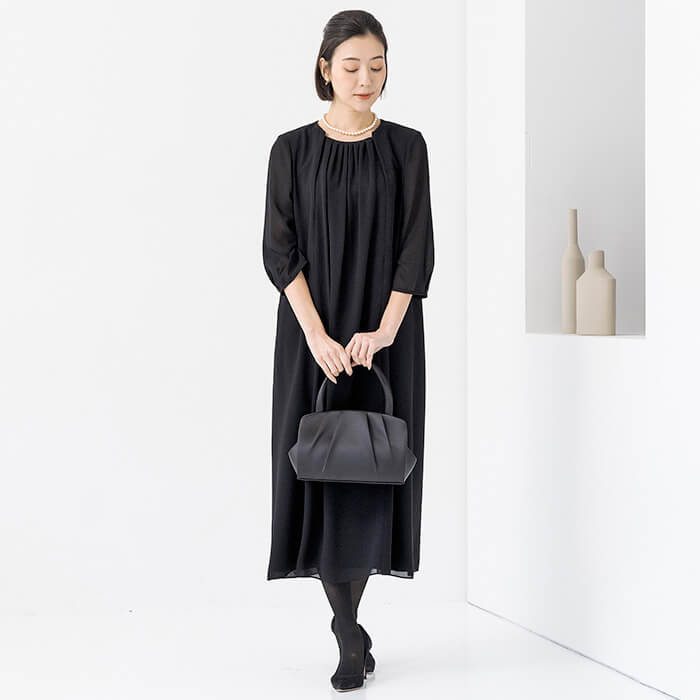 リボン付き前開きロングワンピース 9号・ブラック｜東京ソワール