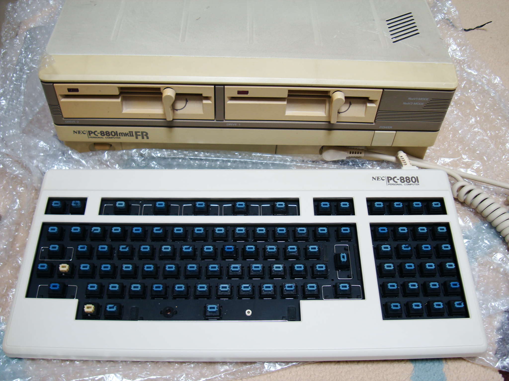 PC-8801FRのキーボード: はにはにのヴィンテージPC新品再生ブログ