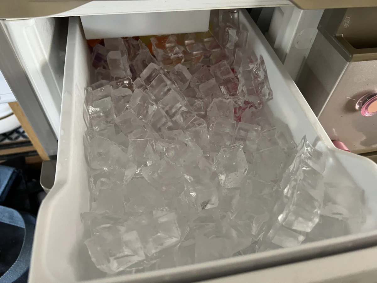 自家製クリスタルアイスメーカー・ネオで氷を大量作成 | hayase.tvブログ