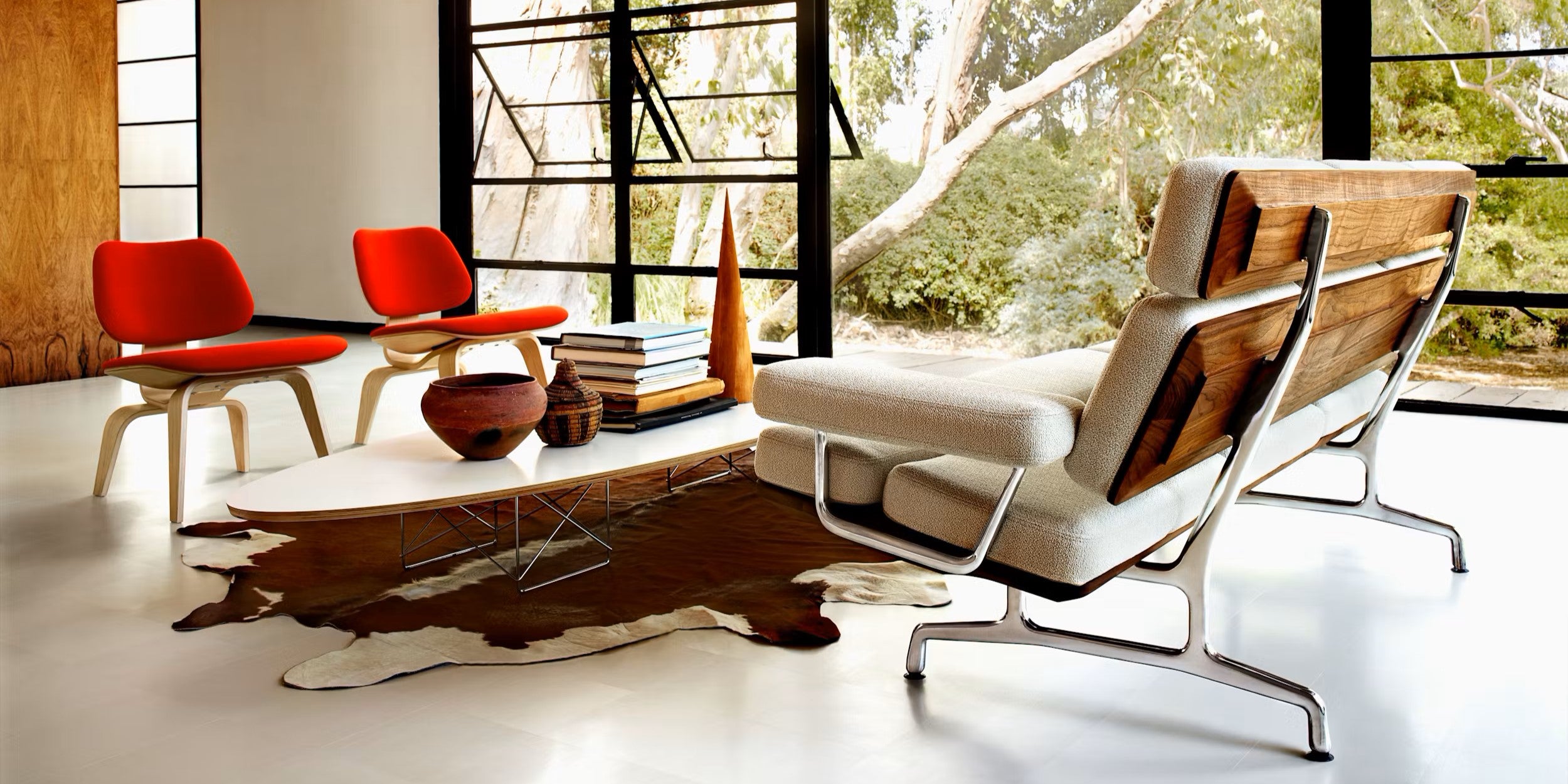 イームズソファ - 2シート｜ハーマンミラーストア