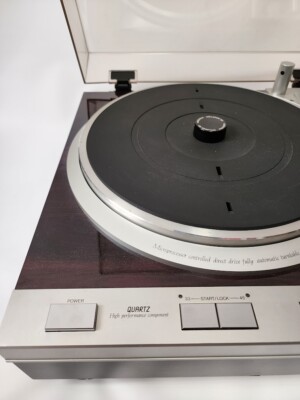 DENON DP-47F Turntable Quartz Lock Direct Drive Full Auto Record
