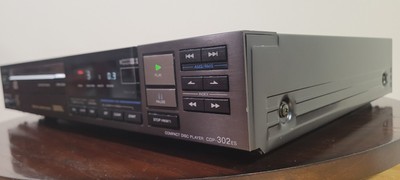 Sony CDP-302ES Compact Disc Player. Tested, Works With Issue