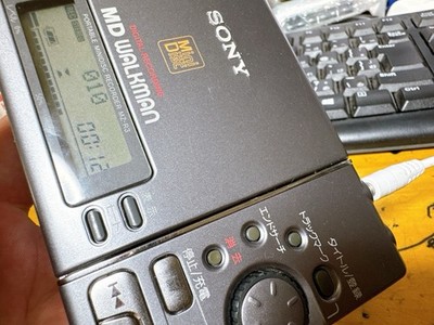Sony MZ-R3 MD Walkman Portable MiniDisc Recorder Player Tested