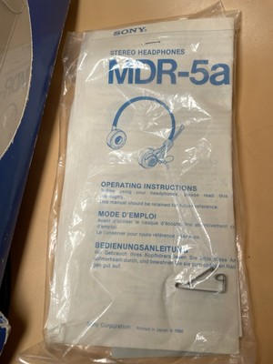 RARE Sony MDR-5a Stereo Dynamic Headphones Rare Collectible
