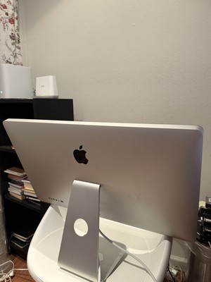 27-inch Apple Thunderbolt Display Monitor Great Condition A1407. +