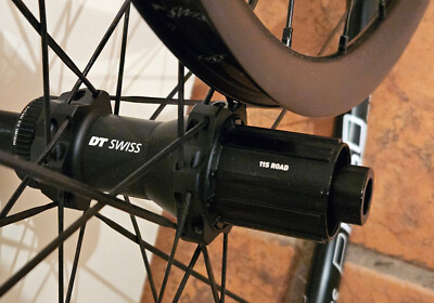 DT SWISS P1850 (P1800) ROAD DISC WHEELSET DISC 12mm THRU-AXLE